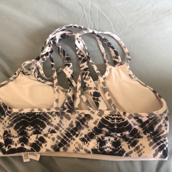 Victoria Secret Sports Bra - Picture 2 of 3